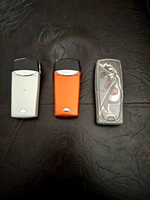 Vând lot de 12 telefoane