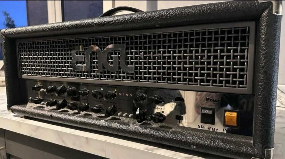 ENGL Powerball 100 mk1 + ENGL Z5 Footswitch