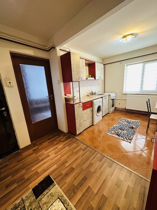 Inchiriez apartament 2 camere