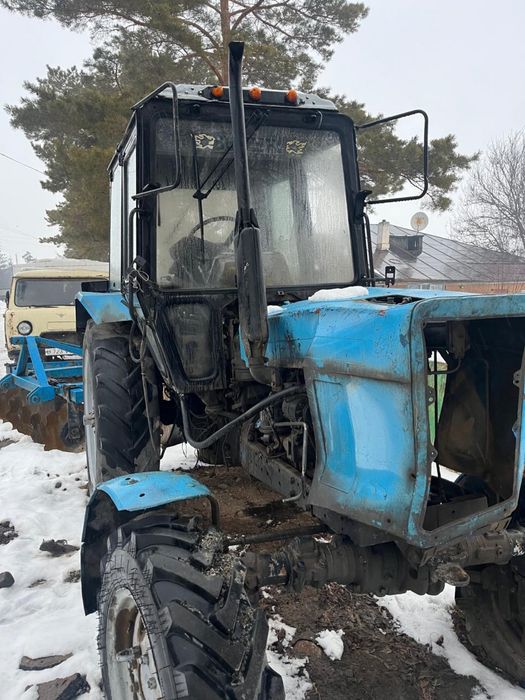 Продам трактор 2004 года