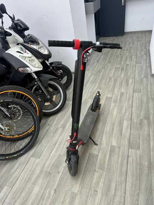 Trotineta electrica AKAI Infiny Urban