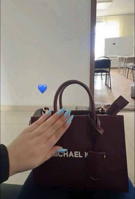 Продам сумку Michael Kors
