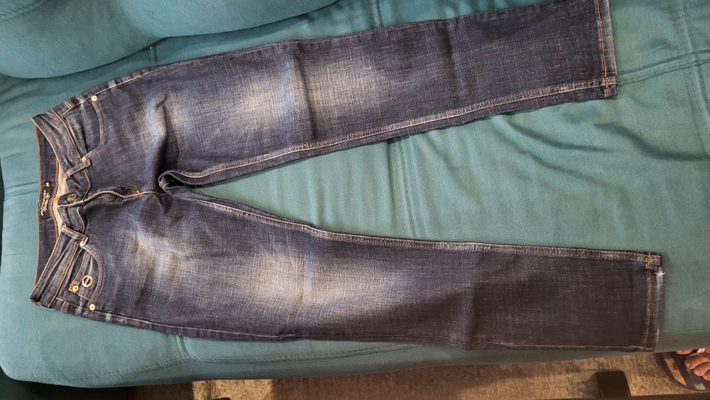 Продавам дънки Dsquared/ Estero Ragazza