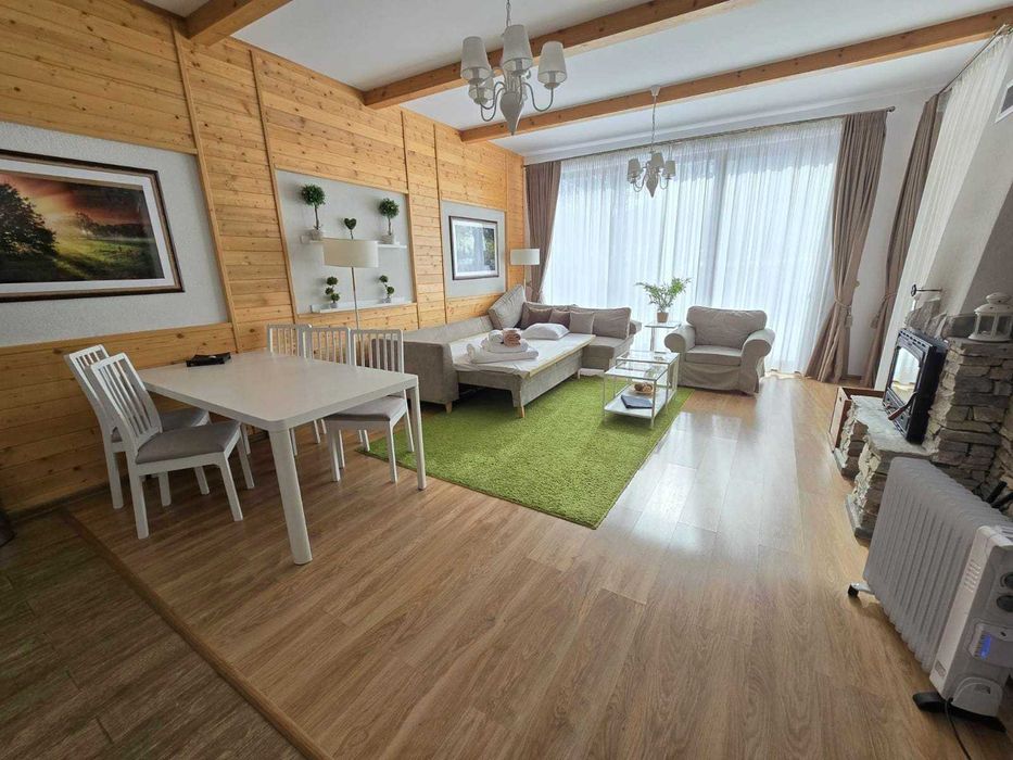 Еднофамилна къща в затворен комплекс до Пирин голф, район Разлог