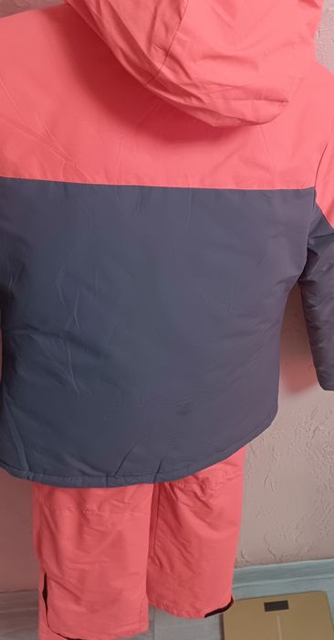 Зимний костюм размері 146