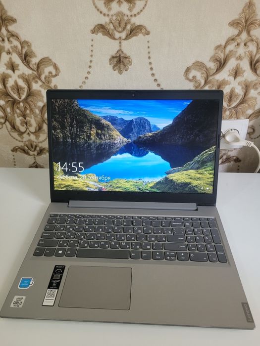 Lenovo Ideapad 3 Core i3 256gb SSD
