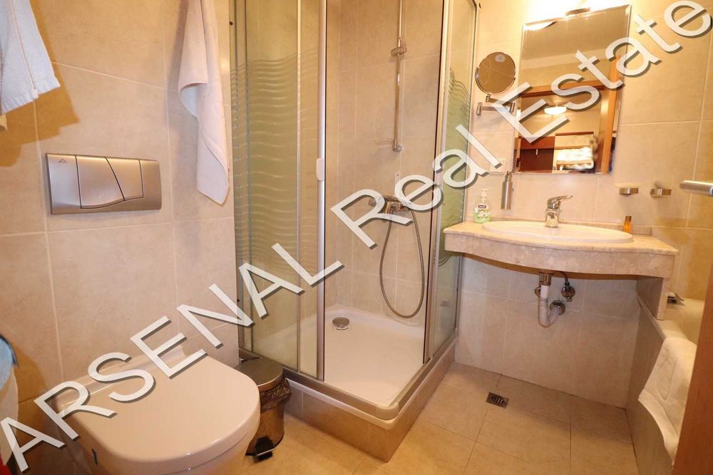 Дава се под наем Тристаен апартамент в София, Център - 140 кв.м за 1300 € - Снимка #8