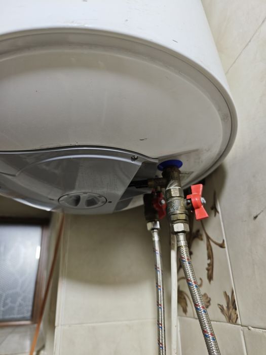 Продам водонагреватель