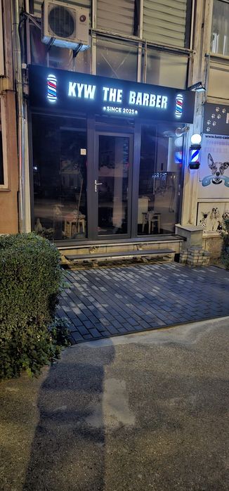 Închiriez post de frizerie-Colaborare frizer-salon premium