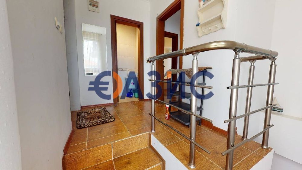 Продава се Тристаен апартамент в с. Кошарица, Област Бургас - 130 кв.м за 506 €/кв.м - Снимка #13