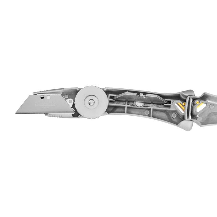 Макетен нож с трапецовидно острие STANLEY FATMAX FMHT10501-0