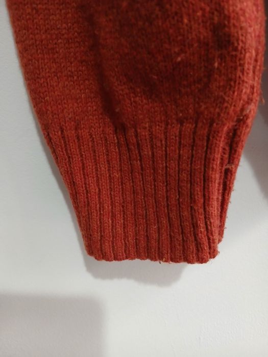 Pulovar cu fermoar culoare grena masura 50 sau XL perfecta stare