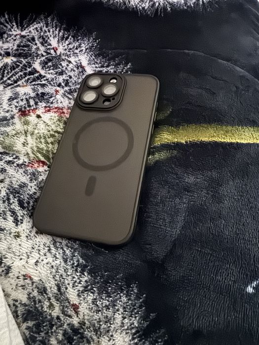 Vand iphone 15 pro max fake