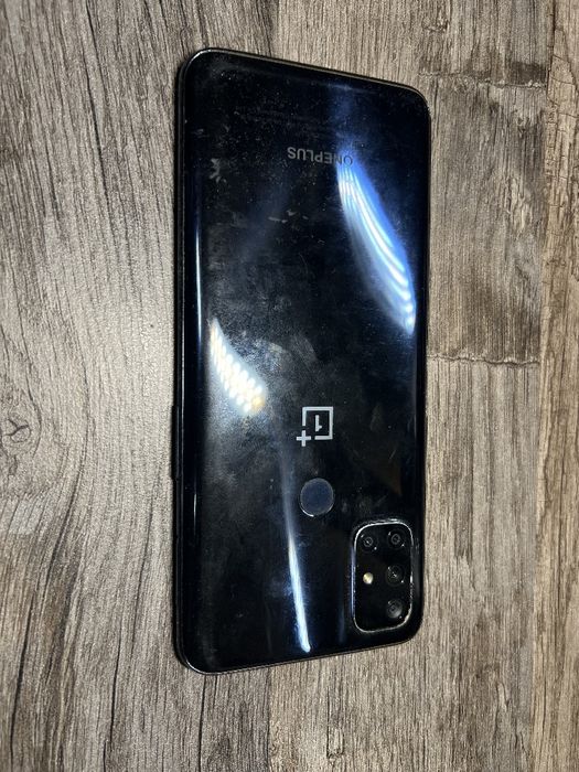 Oneplus telefon ekrani buzulgan