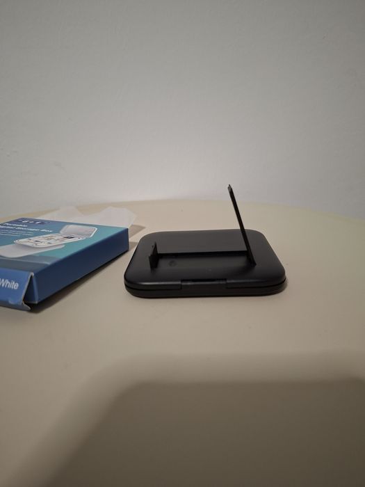 Универсальный сотовый подставка