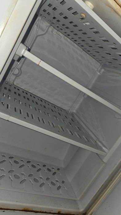 Холодильник бирюса