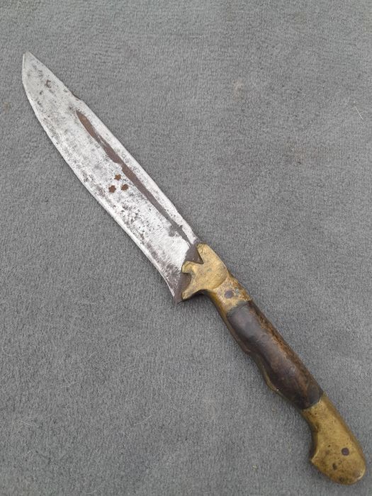 28см ОБЩА ДЪЛЖИНА.Стар автентичен нож от  Кръстьо Ножаров