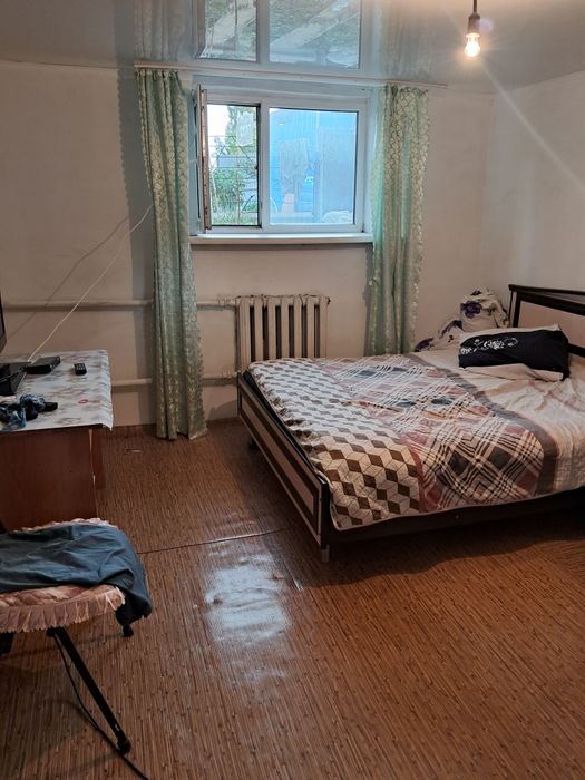 Продам спальный гарнитур