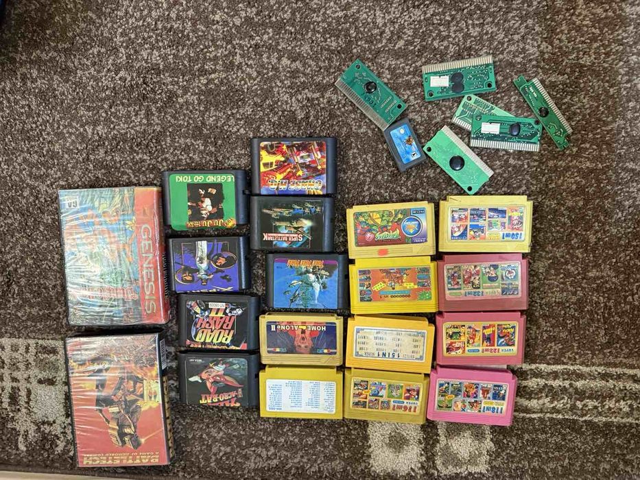 Стара игри и дискети за Sega и Nintendo
