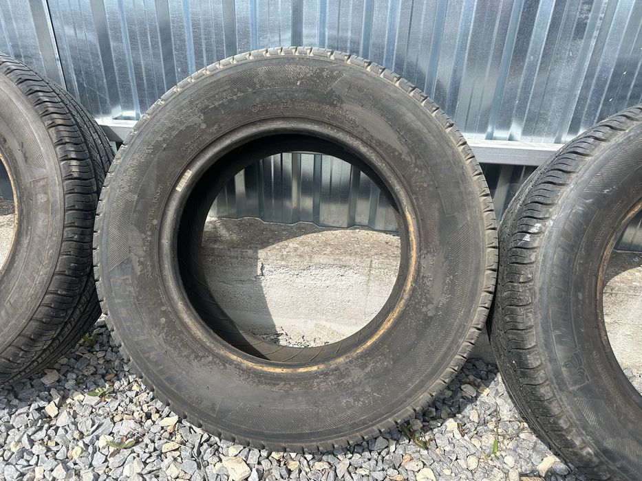 Caucicuri Michelin 215x70x16 M+S - pret pe bucata