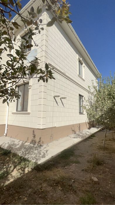 Дом продается, район Самал-2, в конце улицы Казиева, эитный район
