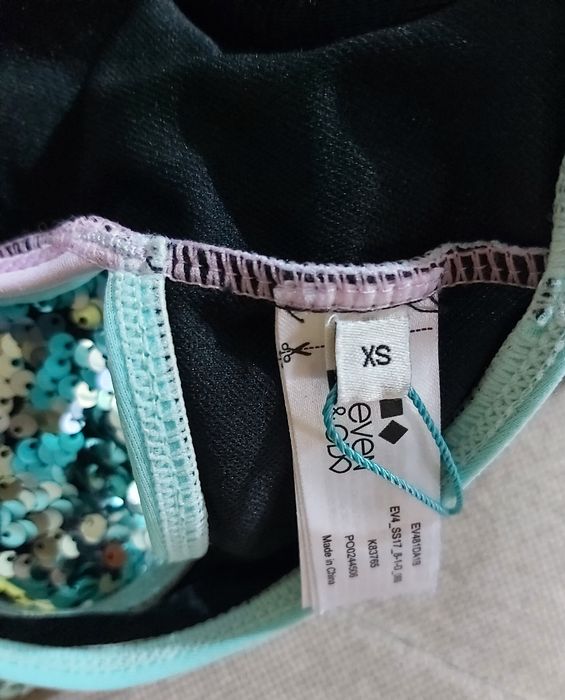 Costum baie marimea xs