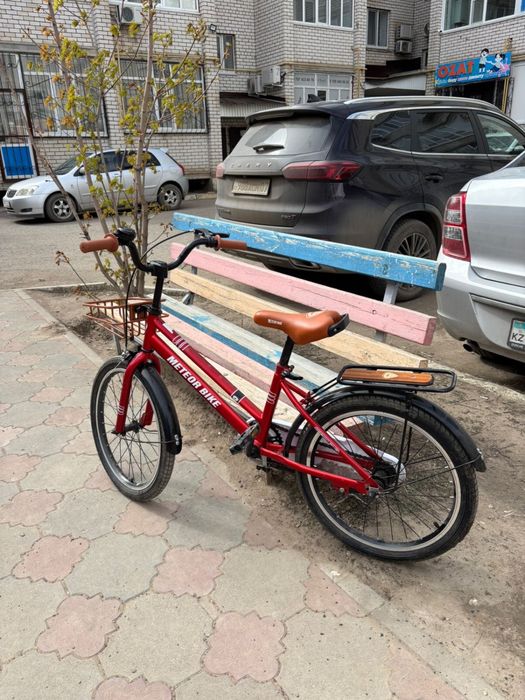 Детский велосипед с корзиной