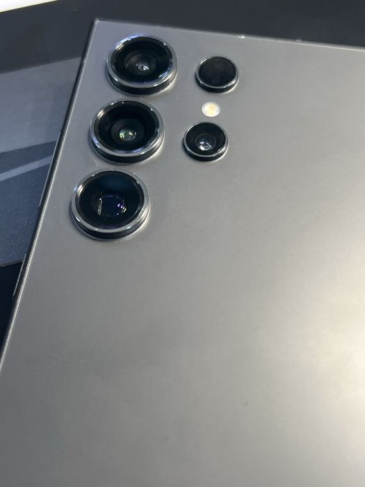 Samsung S24 ULTRA / impecabil / 256 GB / 12 GB RAM