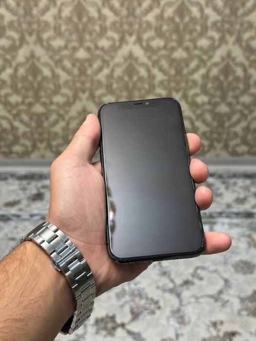 iPhone 11 pro srocnaga sotladi