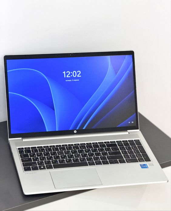 Мощный ноутбук hp 2025 года в отличном состоянии