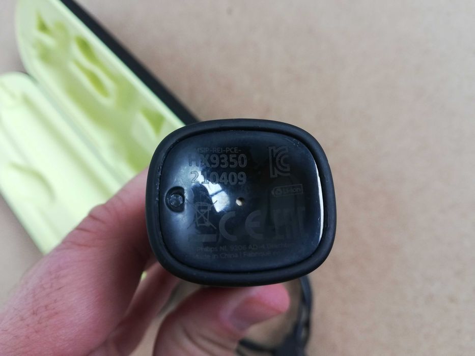 Philips Sonicare HX9350 DiamondClean