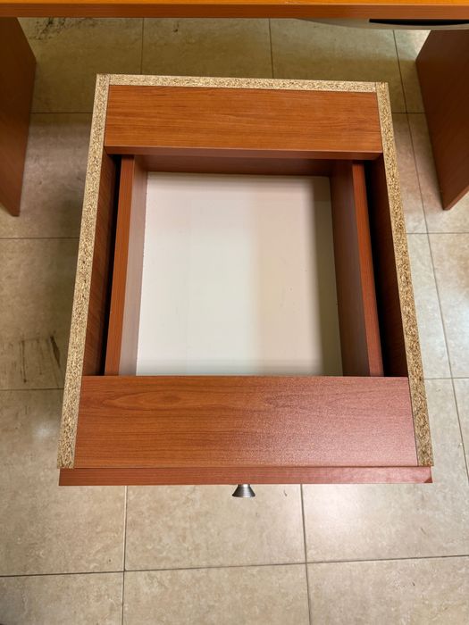 Офис контейнер с 4 чекмеджета за бюро