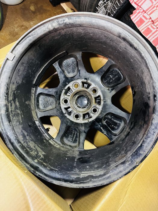 Б/У диски Jeep Cherokee R16