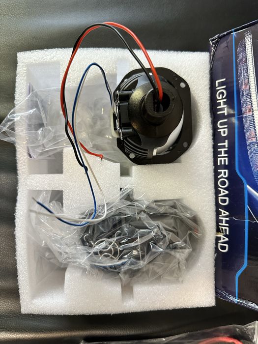 Чисто нови Bi-LED Лупи за Фарове 2.5" (6.35 см) + Подарък Релеен Кабелен Сноп – Пълен Комплект
