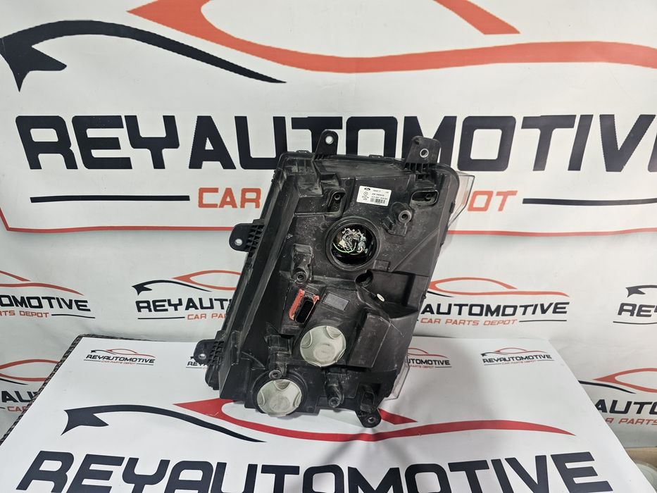 Far dreapta Ford F-Max F Max dupa 2018 cod JC46-13W029-AG
