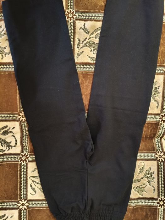 Чёрные классические женские брюки