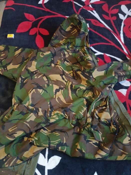 Ловно яке цвят зелен