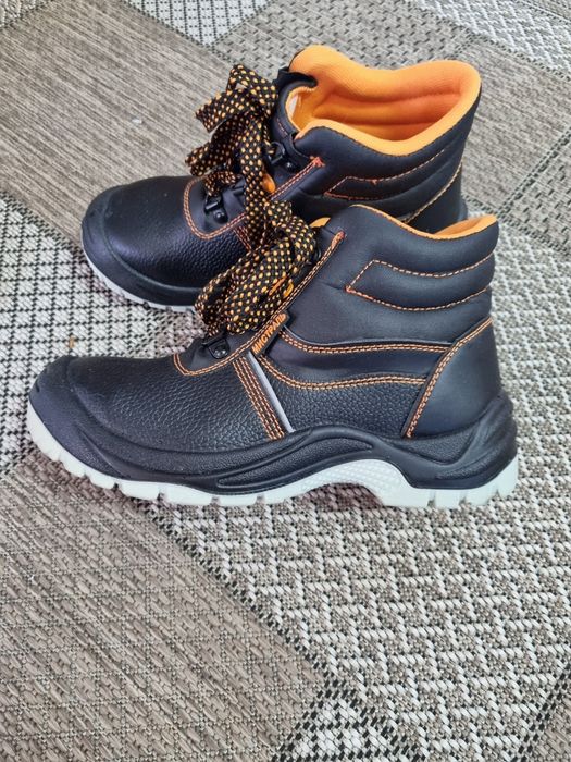 Ботинки рабочие Россия