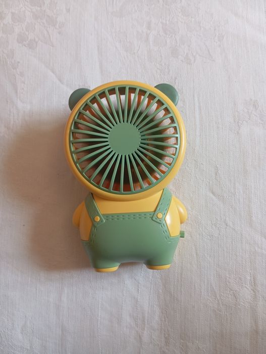 Mini ventilator sigilat la super preț