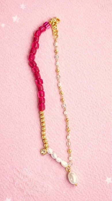 Колиета  ръчна изработка от естествени перли