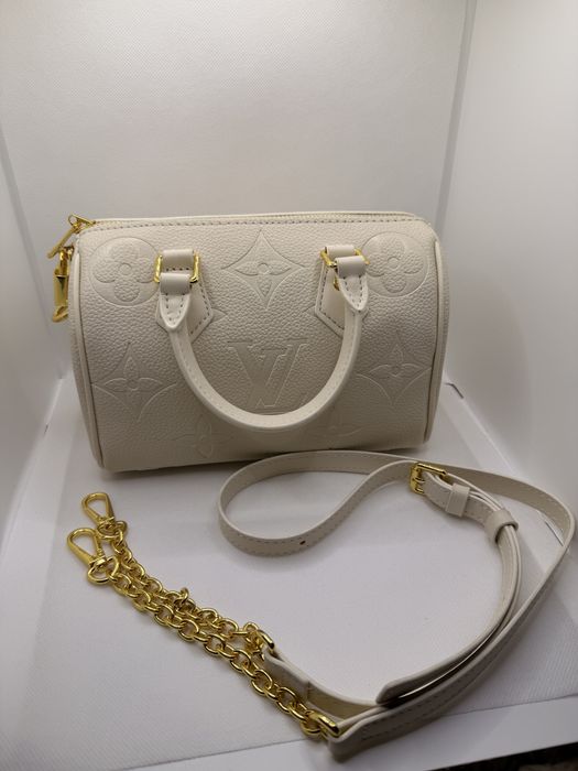 Geanta Louis Vuitton Speedy Bandouliere