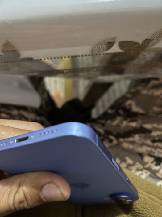 Iphone 16 blueee