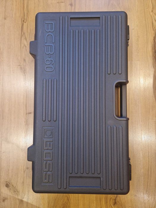 Куфар / педалборд BOSS BCB-60 Pedal Board - за ефекти за китара