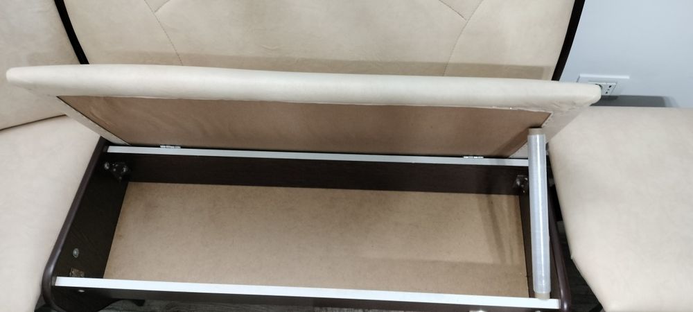 Coltar bucatarie Cleo 3, cu 2 tabureti, cu lada,