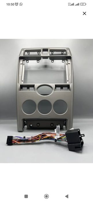 Продам консоль приора 9 дюймов