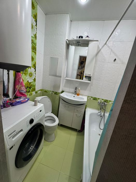 Продаётся 3 комн район Саяхат