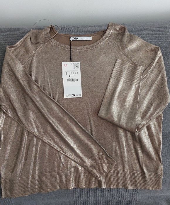 Bluza noua cu eticheta Zara