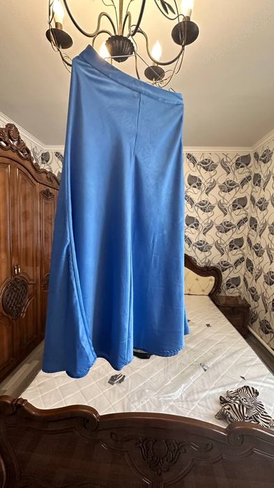 Трендавая атлас юбка