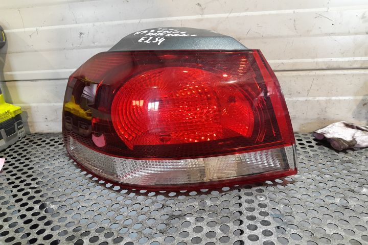 Lampa / Tripla stop stanga pe aripa 5K0945095F 5K0945095F Volkswagen