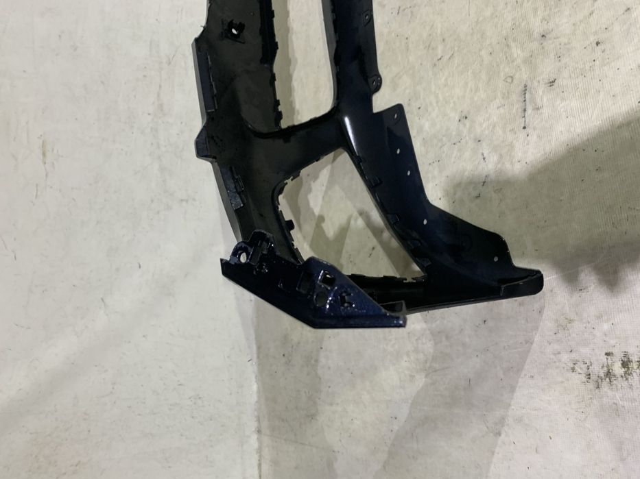 Bara fata BMW Seria 3, G21/G21, M-Sport, 2019, 2020, 2021, 2022, cod origine OE 51118069346, cu gauri pentru senzori de parcare (6). Fisurata usor mijloc jos.